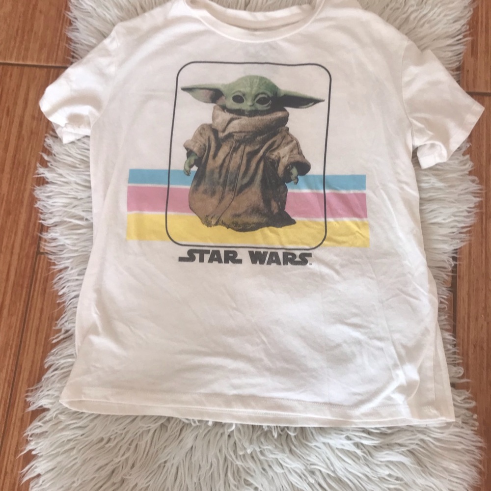 Baby yoda shirt (grogu)